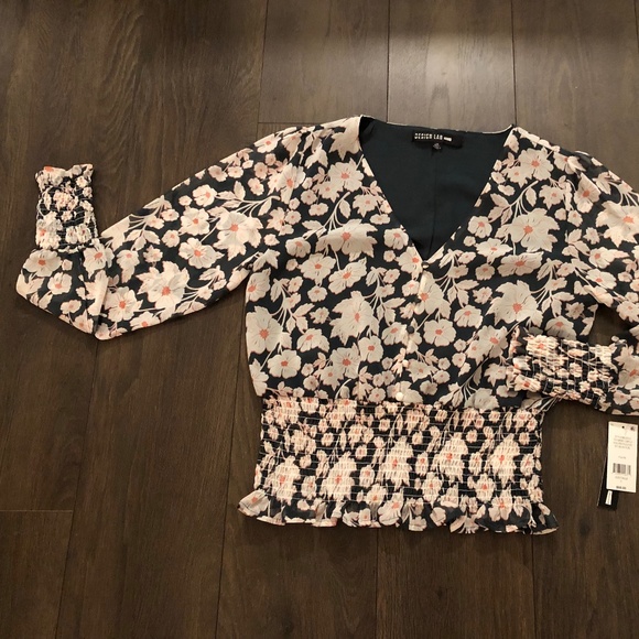 Design Lab chiffon blouse with ruched waist and cuffs - Picture 2 of 13